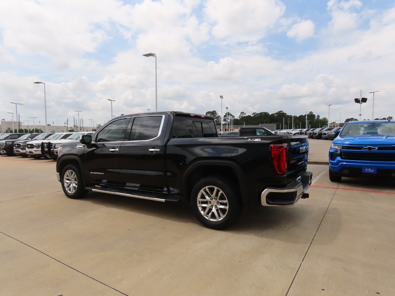 used 2021 GMC Sierra 1500 car, priced at $41,999