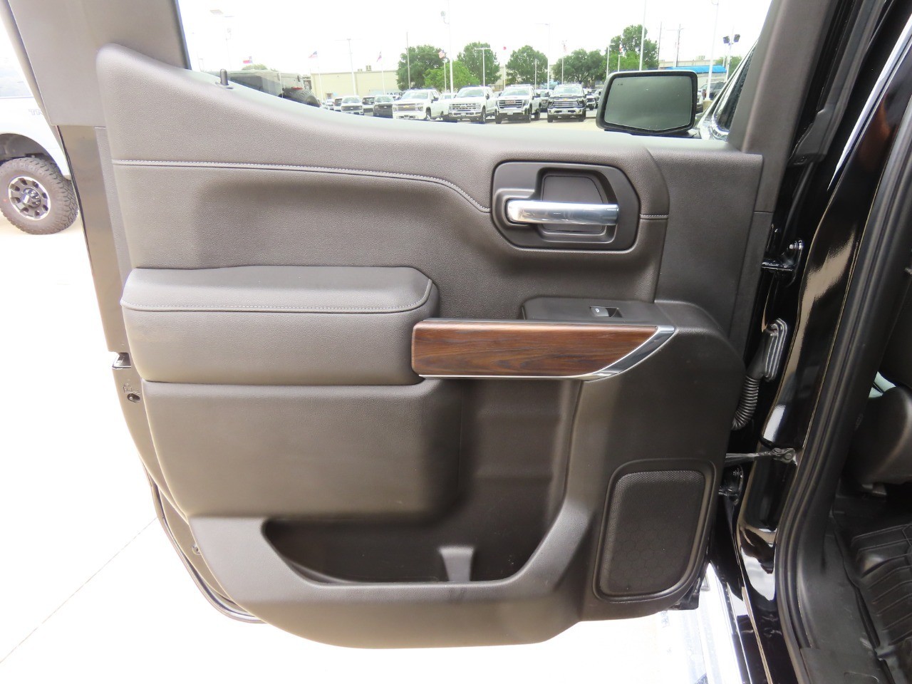 used 2021 GMC Sierra 1500 car, priced at $41,999