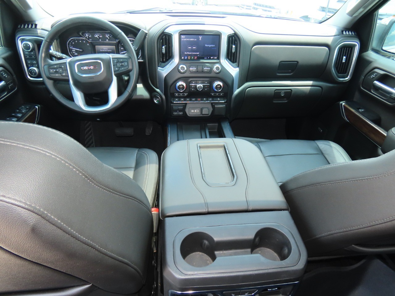 2019 GMC Sierra 1500 4WD Crew Cab 147 SLT photo