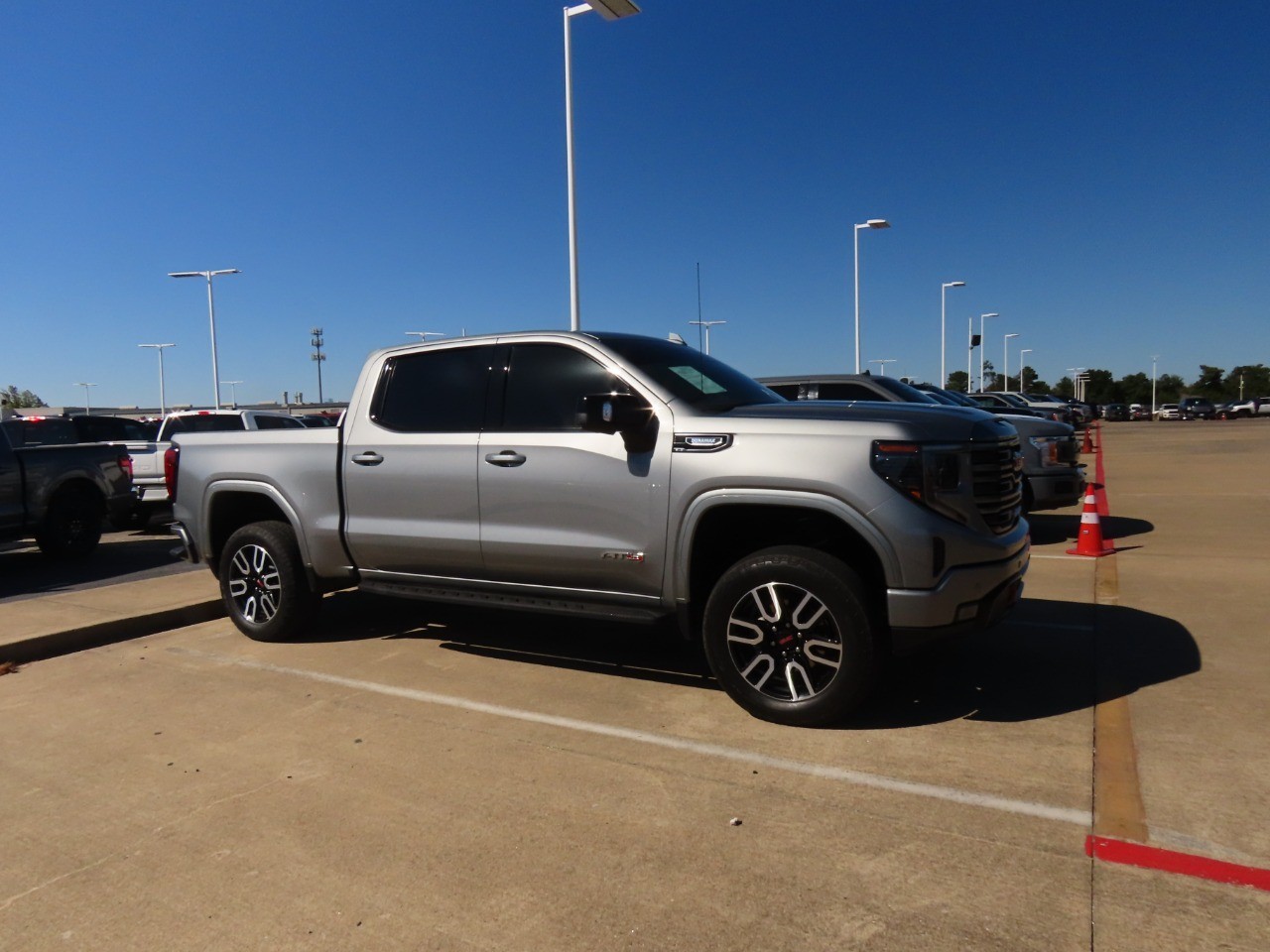 2024 GMC Sierra 1500 AT4 - 6