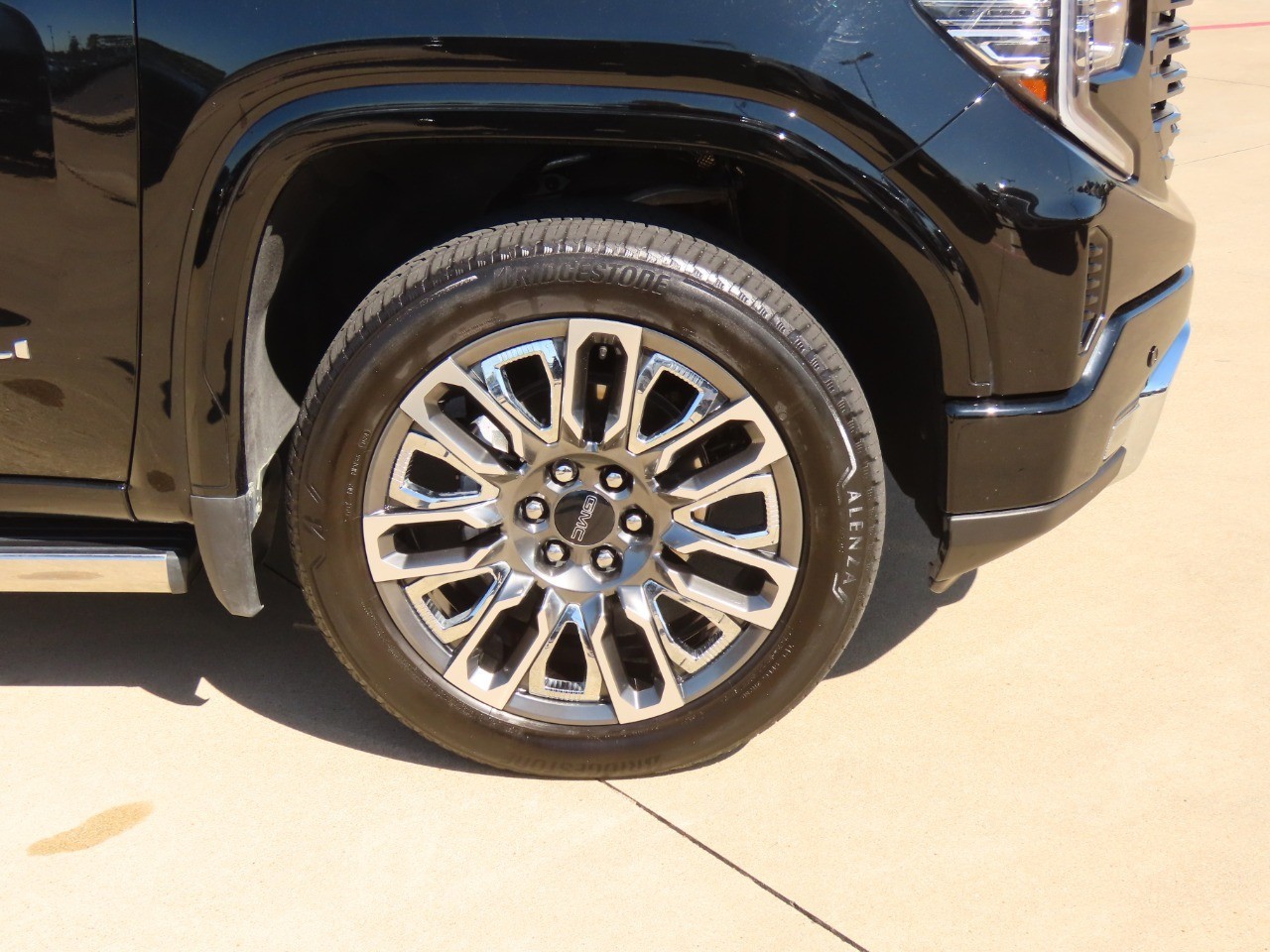 2024 GMC Sierra 1500 Denali Ultimate - 8