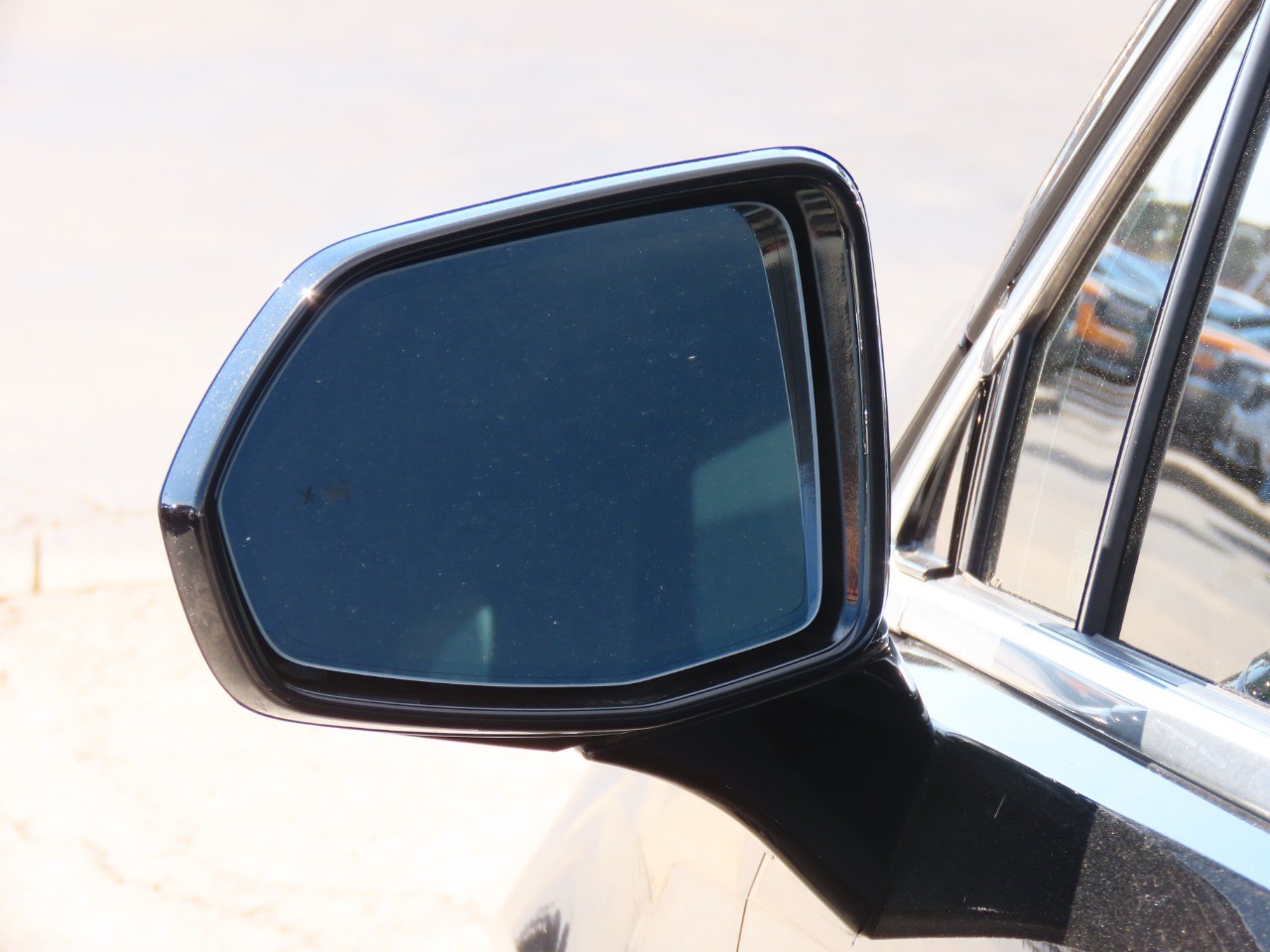 used 2018 Cadillac XT5 car, priced at $13,999