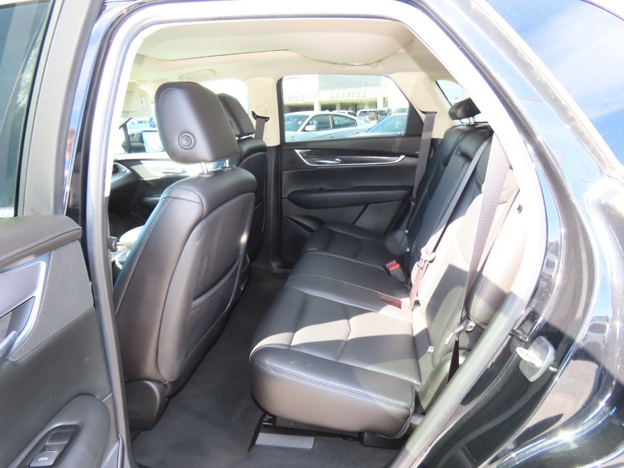 used 2018 Cadillac XT5 car, priced at $13,999