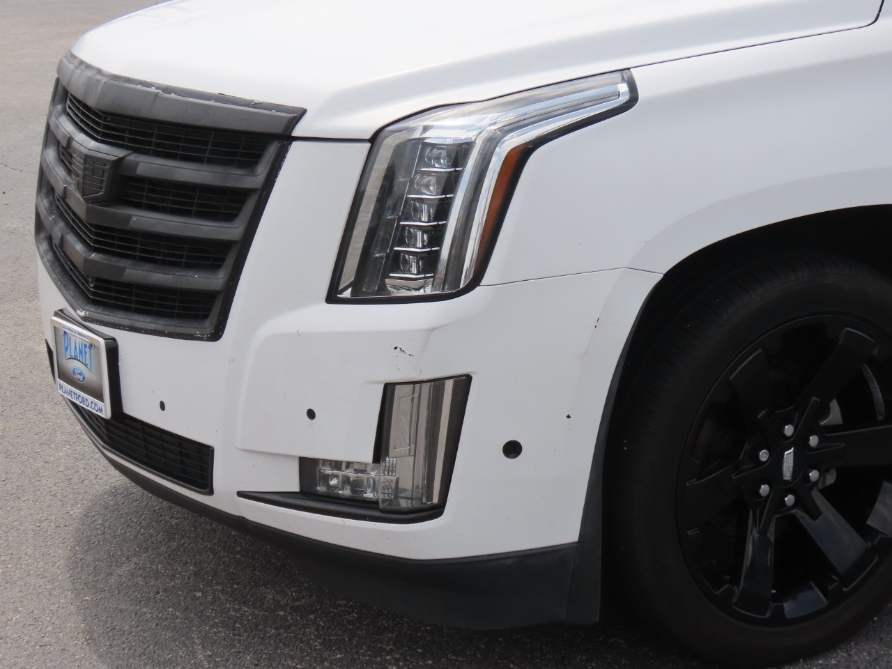 2017 Cadillac Escalade ESV - 2