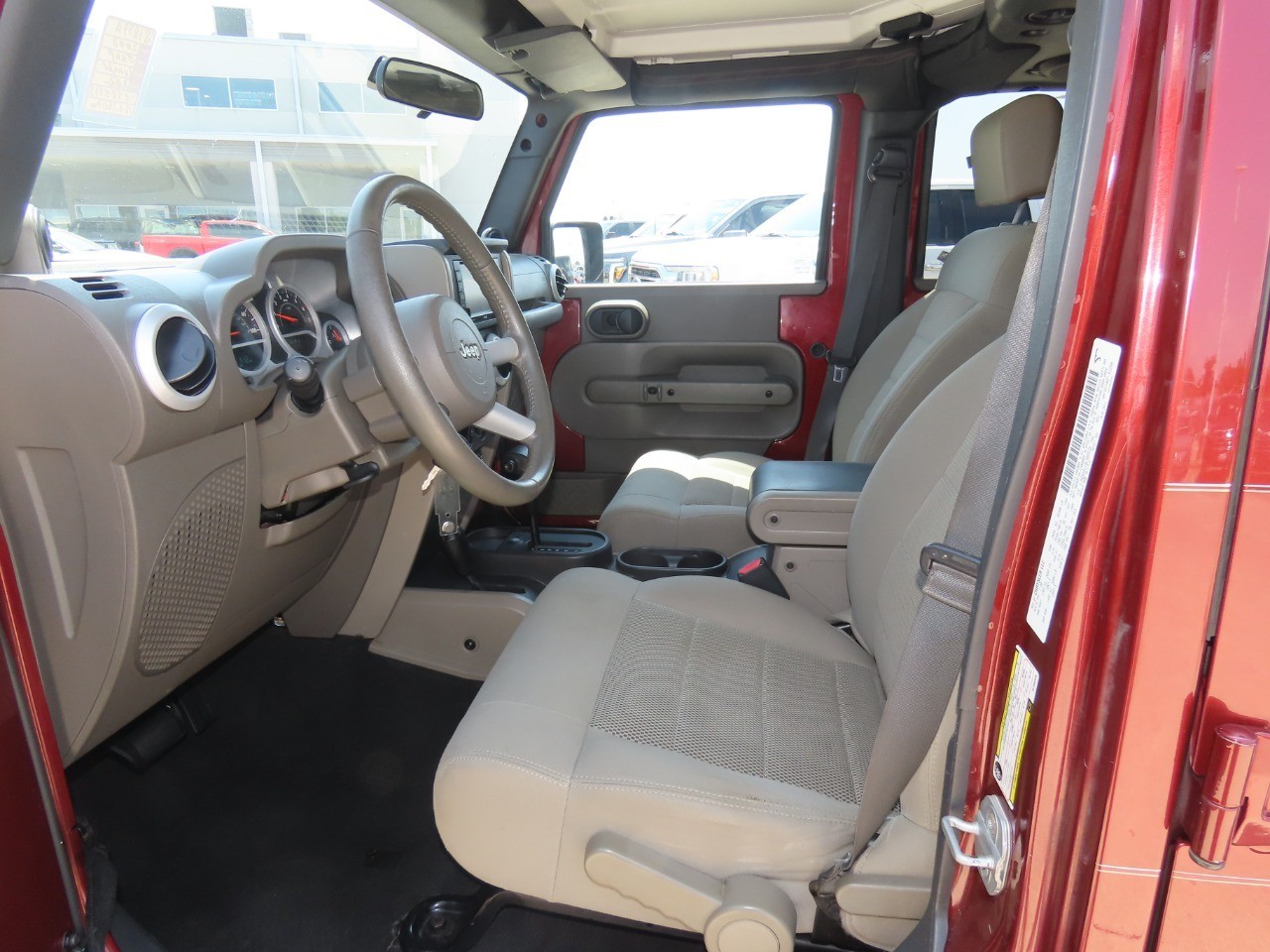 2008 Jeep Wrangler photo 25 of 29
