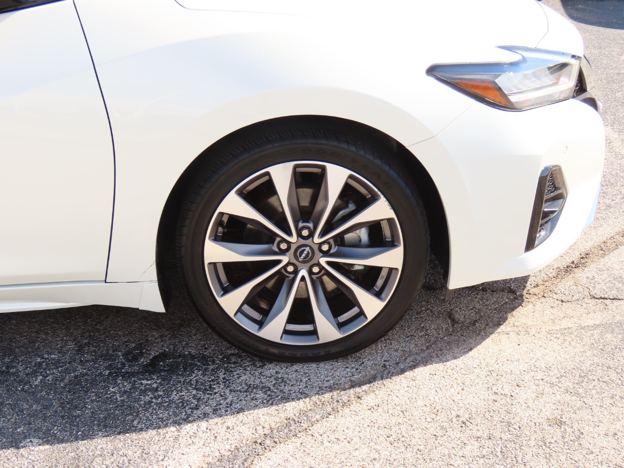 used 2023 Nissan Maxima car, priced at $28,799