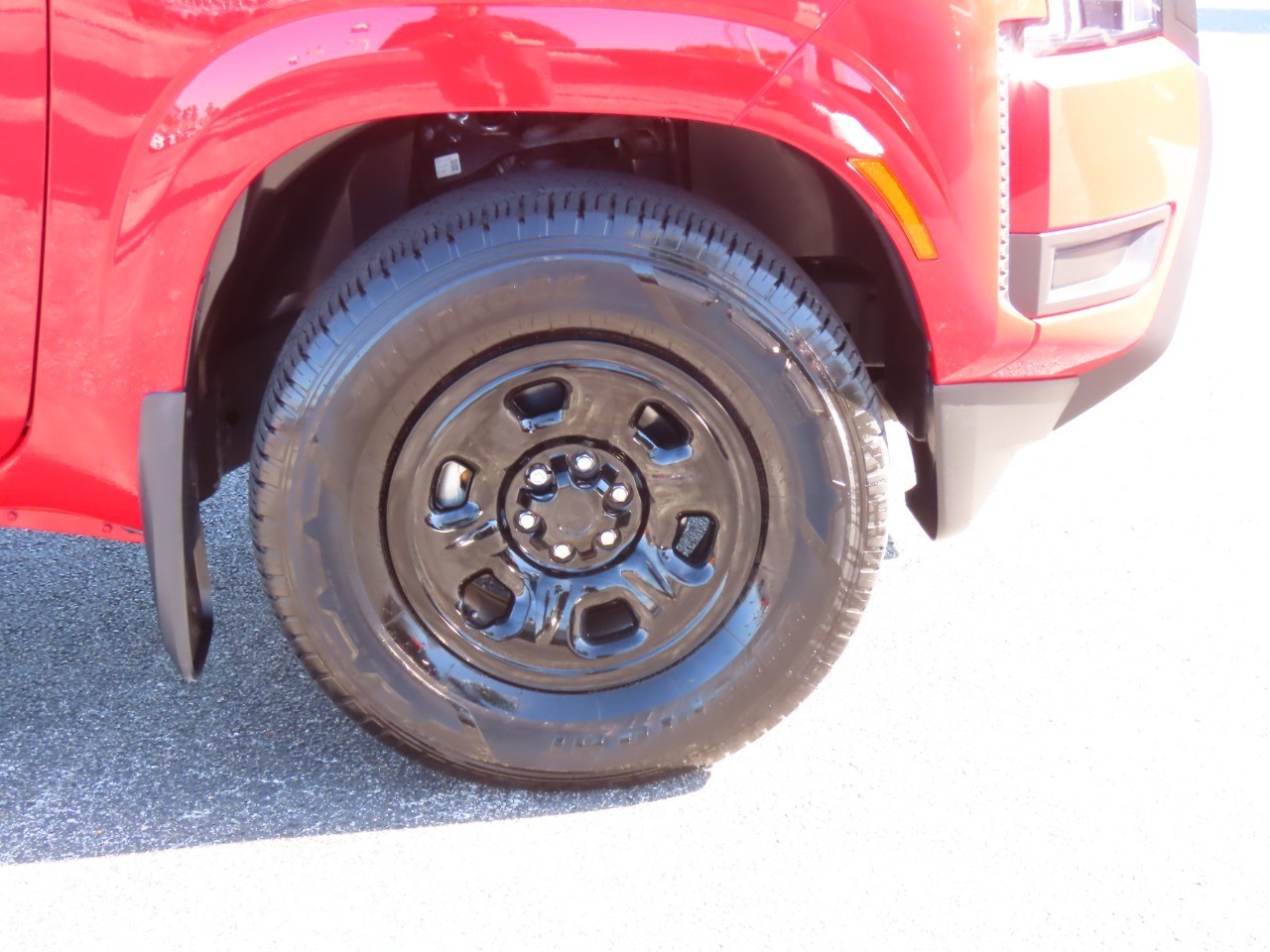 used 2025 Nissan Frontier car, priced at $27,999