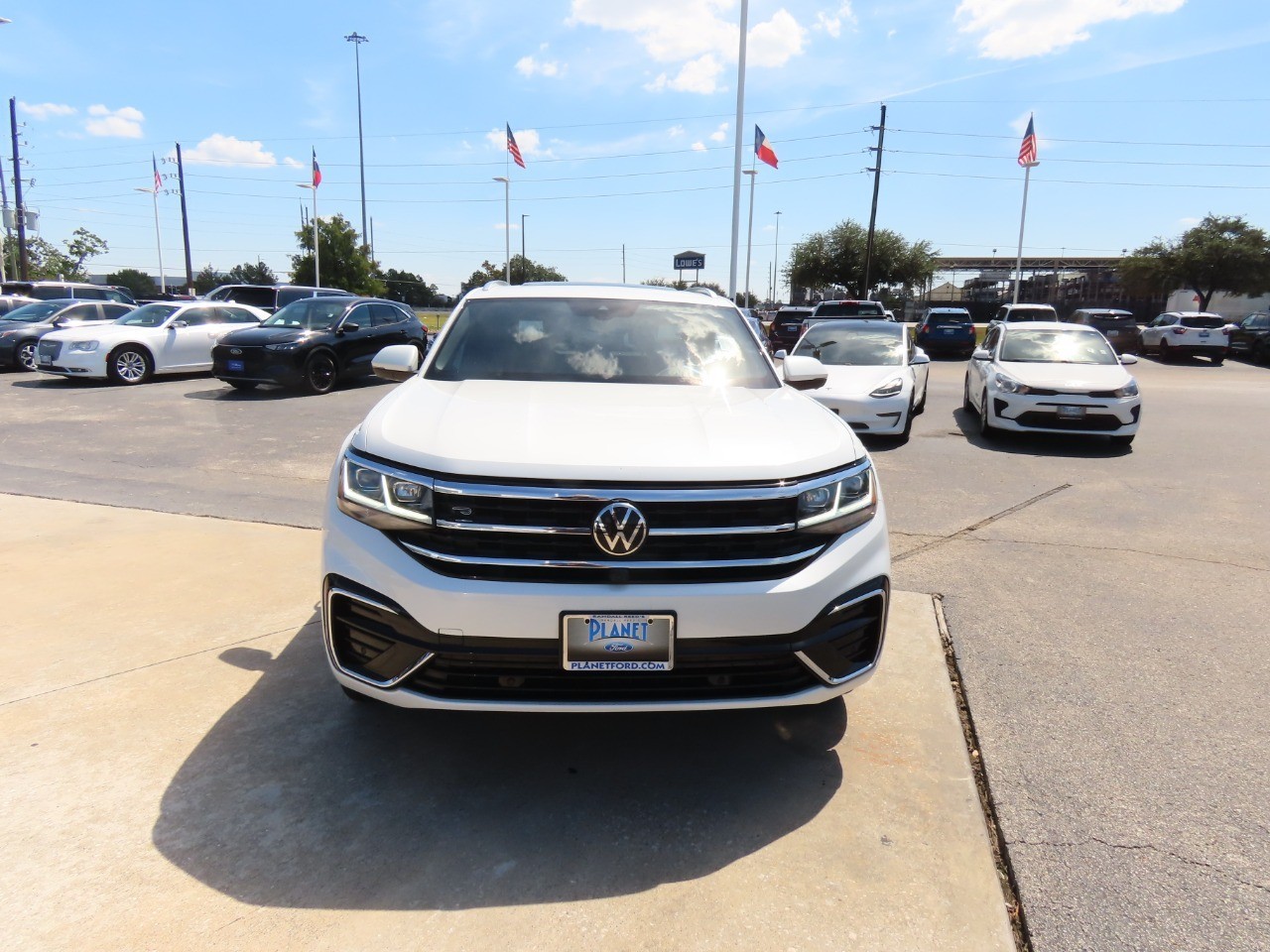 2023 Volkswagen Atlas Cross Sport 3.6L V6 SEL Premium R-Line - 4
