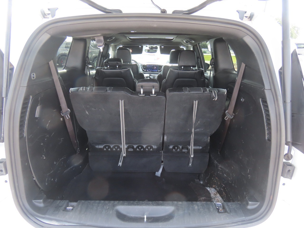 2025 Chrysler Pacifica Limited - 11