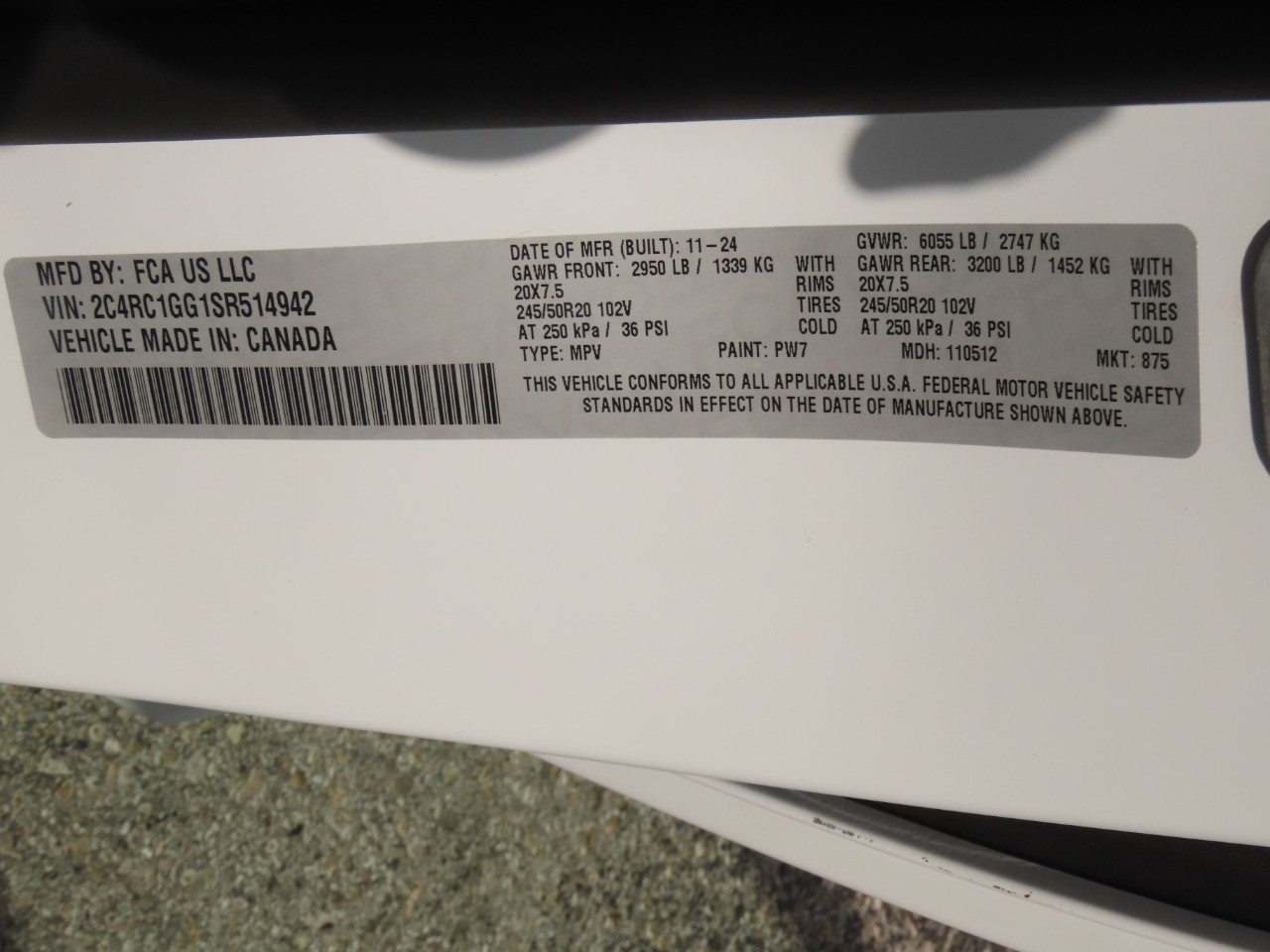 2025 Chrysler Pacifica Limited Bright White Clearcoat at Planet Ford