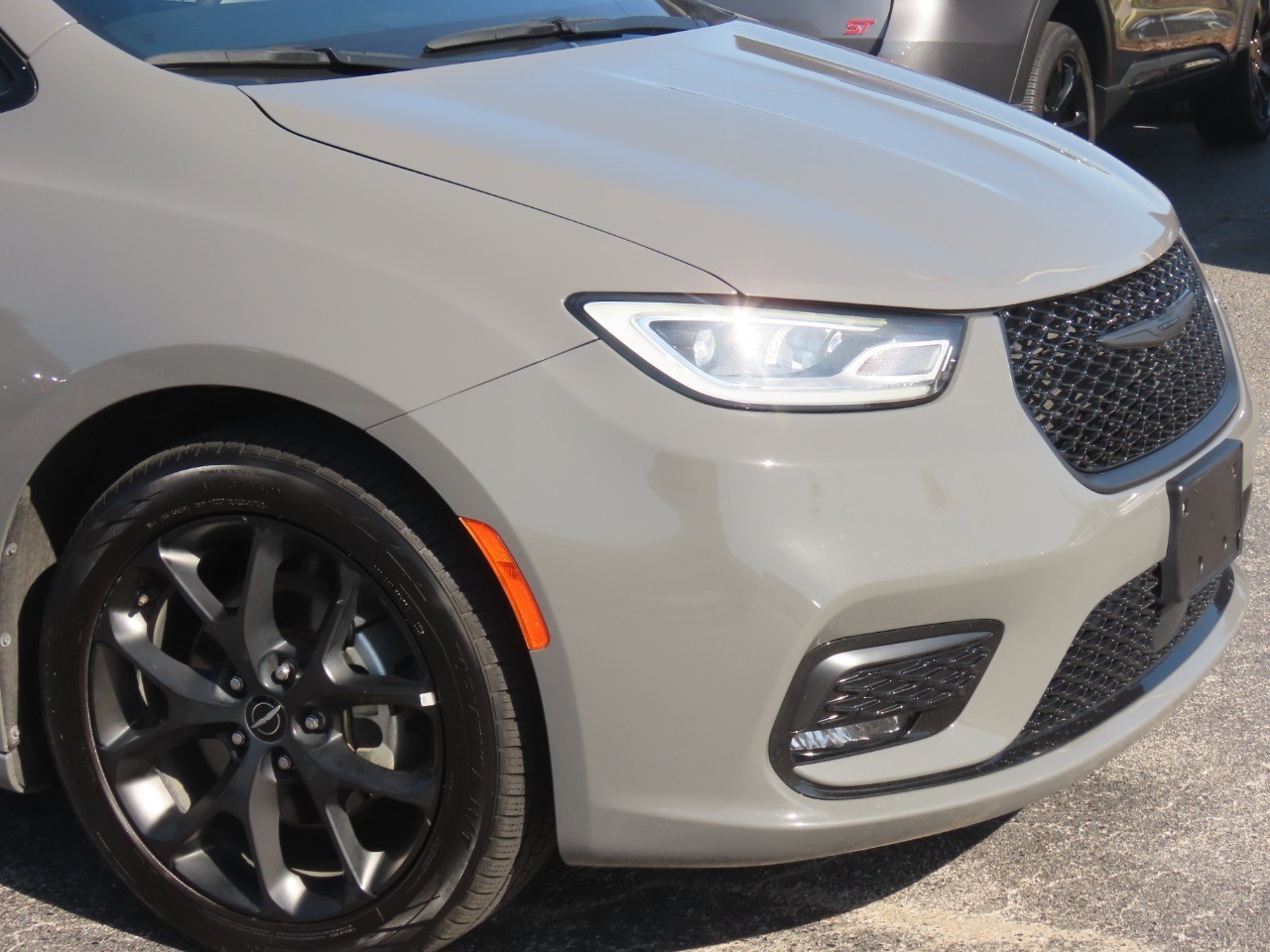 2025 Chrysler Pacifica Limited - 5