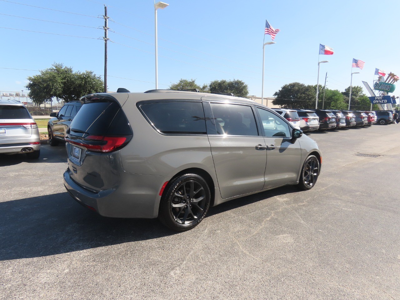 2025 Chrysler Pacifica Limited - 10