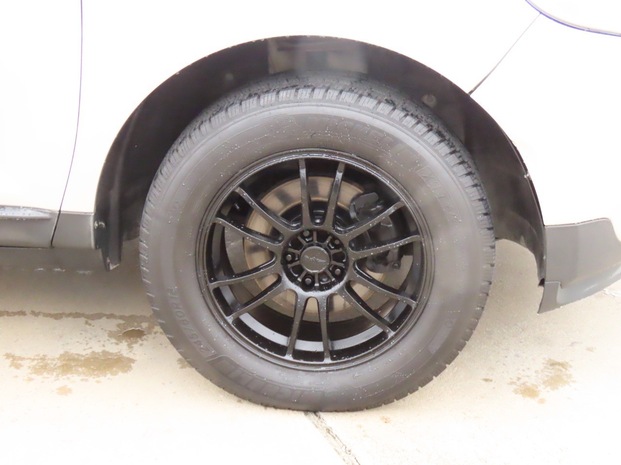 used 2011 Ford Edge car, priced at $7,999