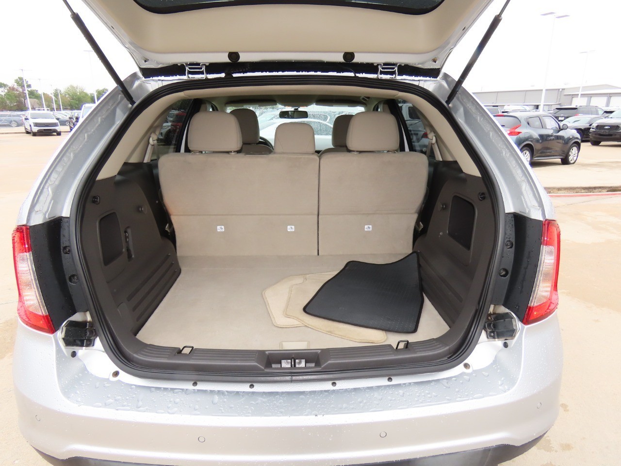 used 2011 Ford Edge car, priced at $7,999