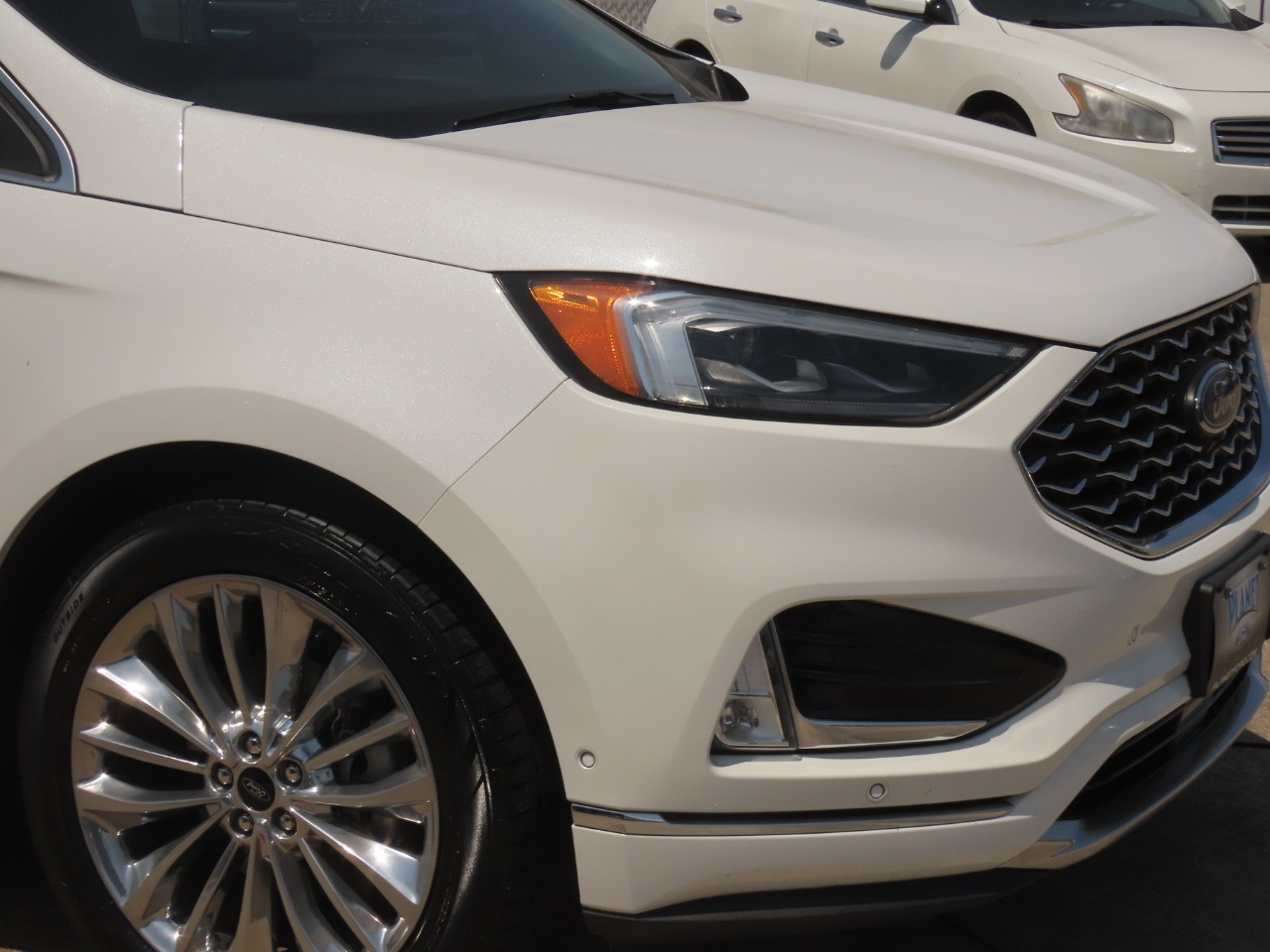 2020 Ford Edge photo 6 of 33