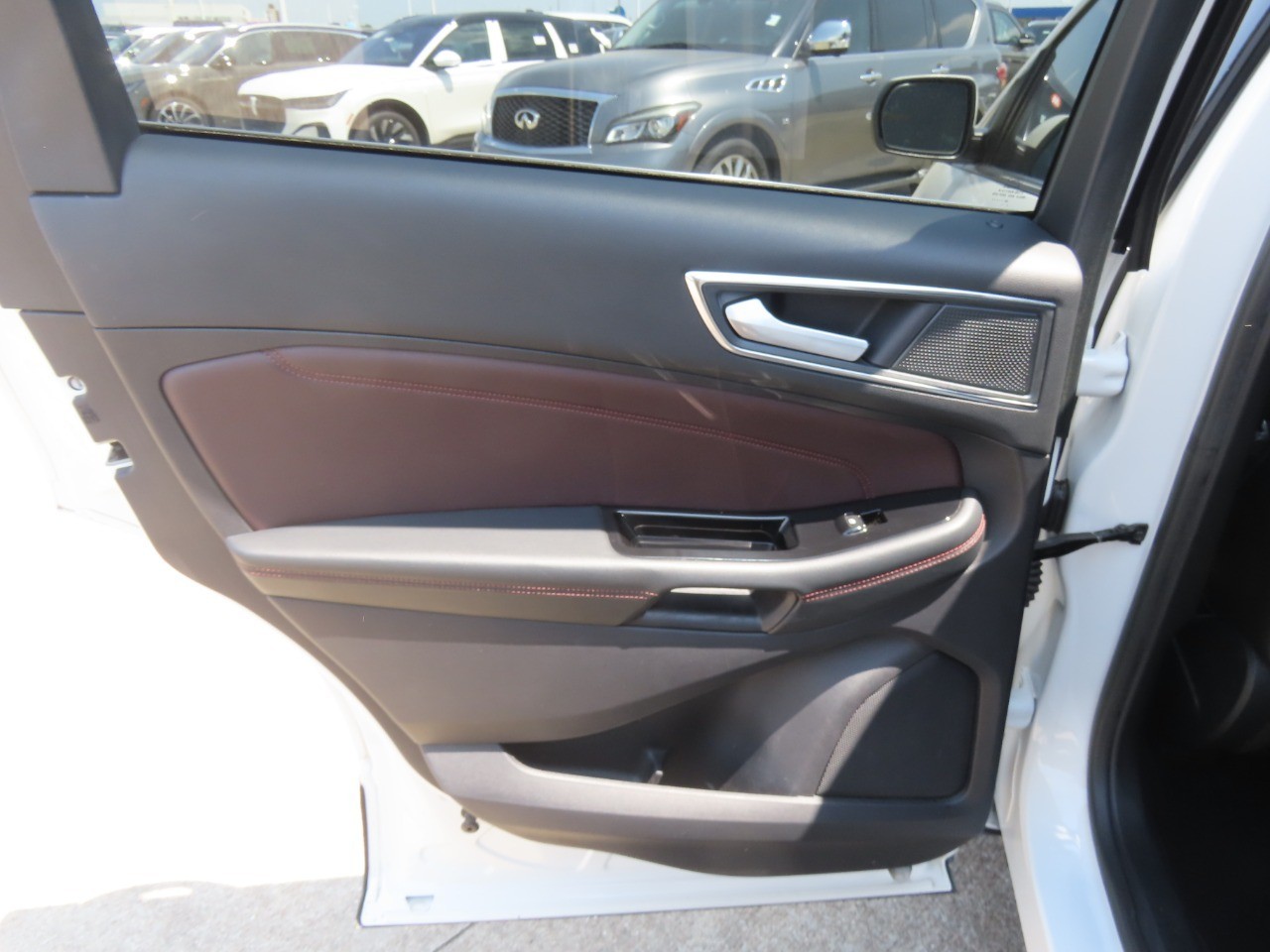 2020 Ford Edge photo 20 of 33