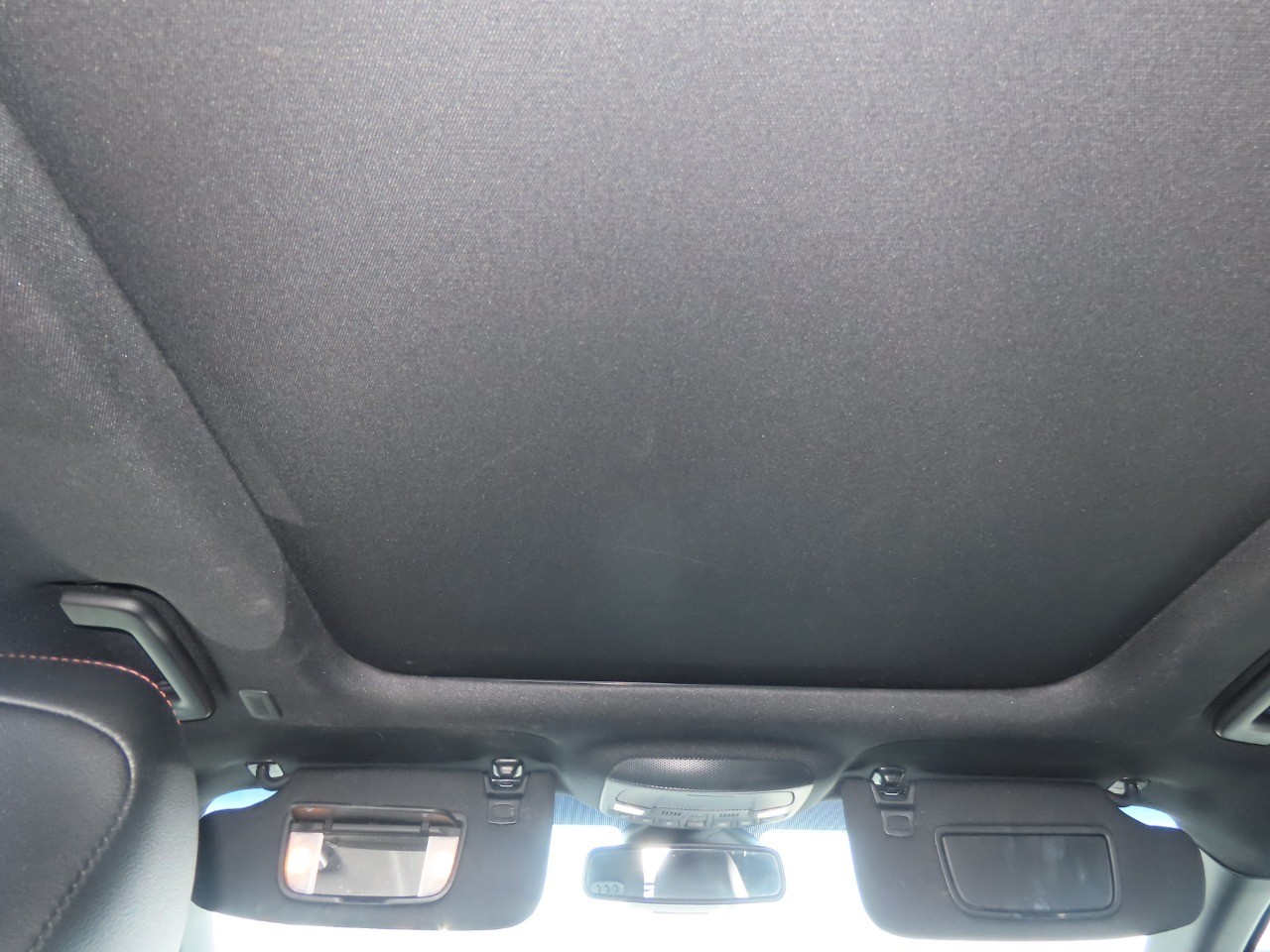 2020 Ford Edge photo 23 of 33