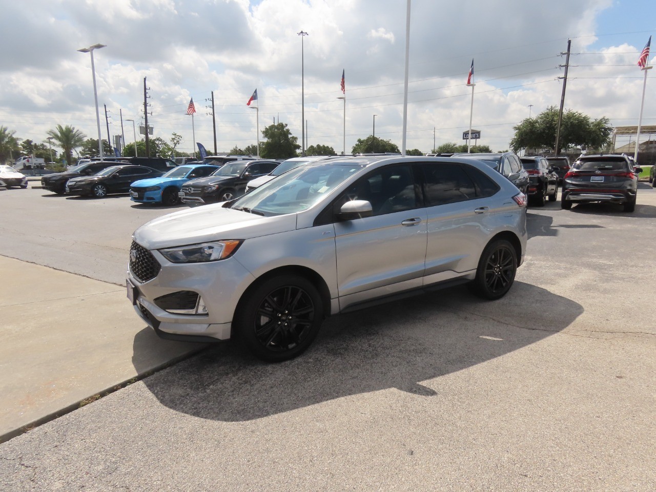 2023 Ford Edge ST-Line - 1