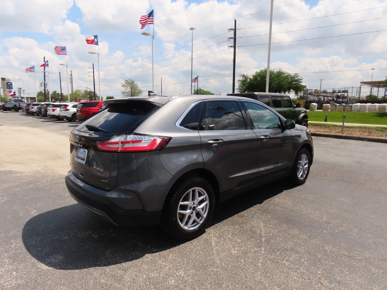 used 2024 Ford Edge car, priced at $26,999