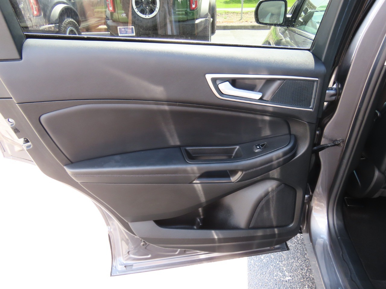 used 2024 Ford Edge car, priced at $26,999