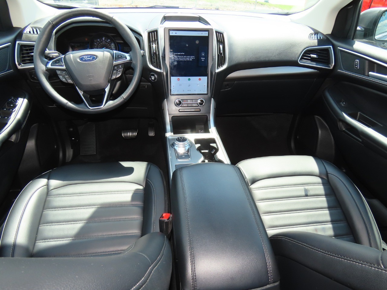 used 2024 Ford Edge car, priced at $26,999