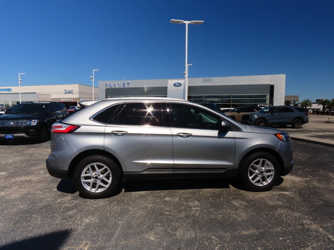 used 2024 Ford Edge car, priced at $28,999