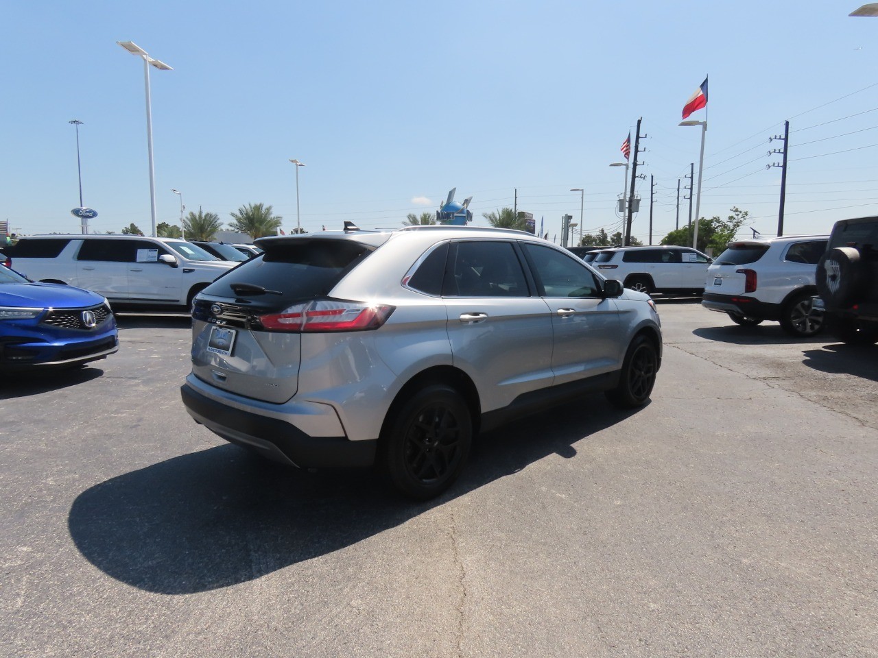 2024 Ford Edge SEL - 10