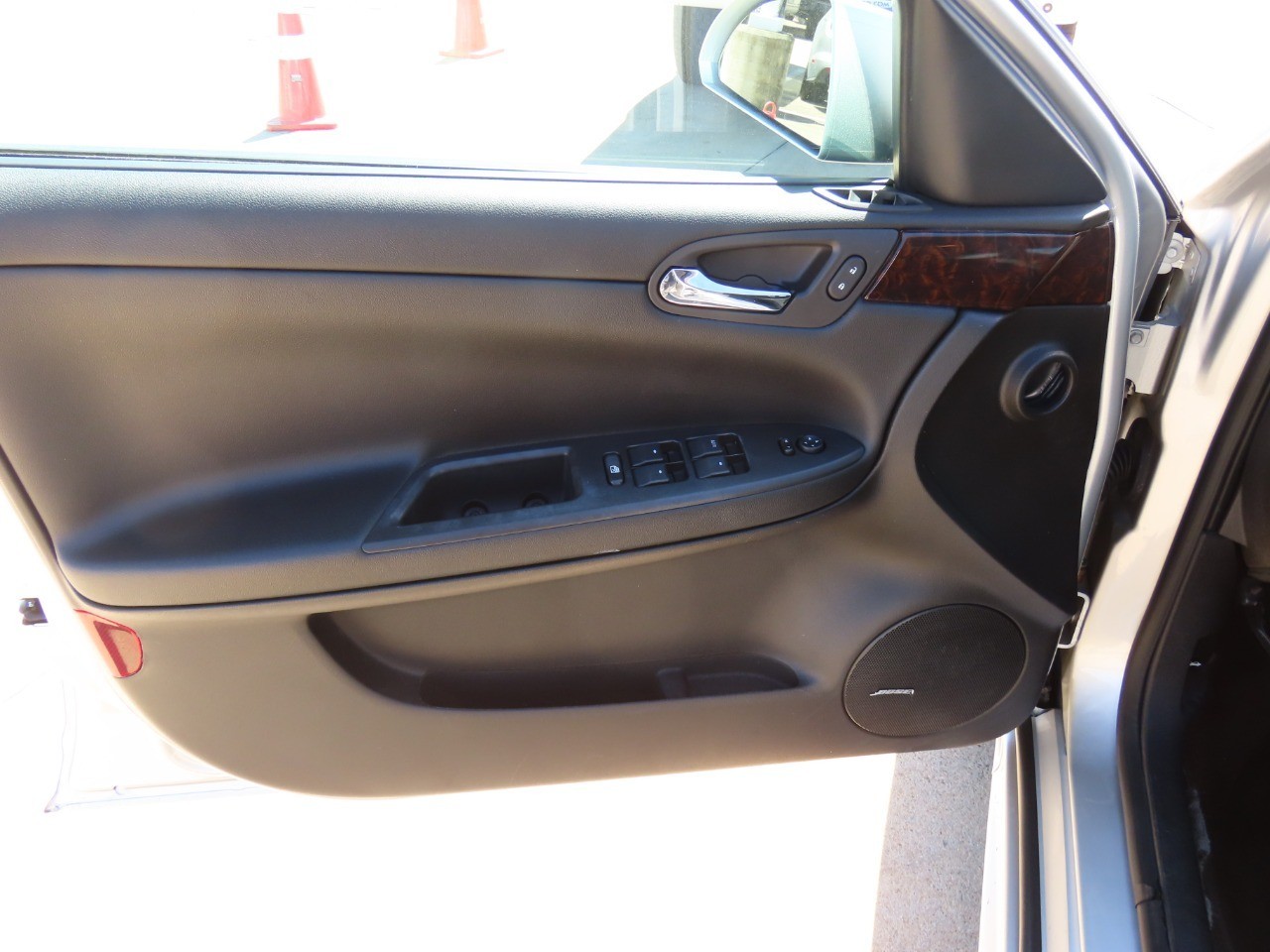 used 2016 Chevrolet Impala Limited car, priced at $9,999