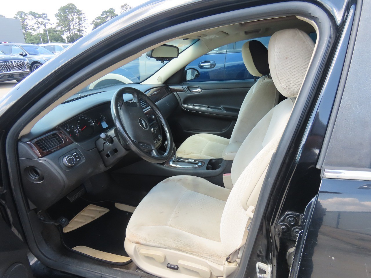 used 2013 Chevrolet Impala car, priced at $7,999