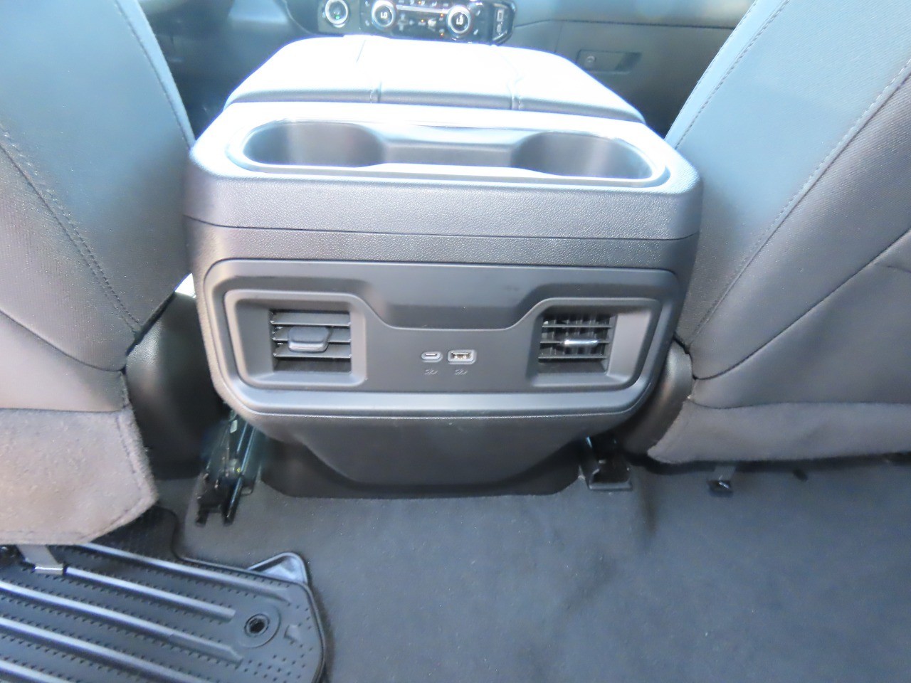 used 2024 Chevrolet Silverado 1500 car, priced at $39,999