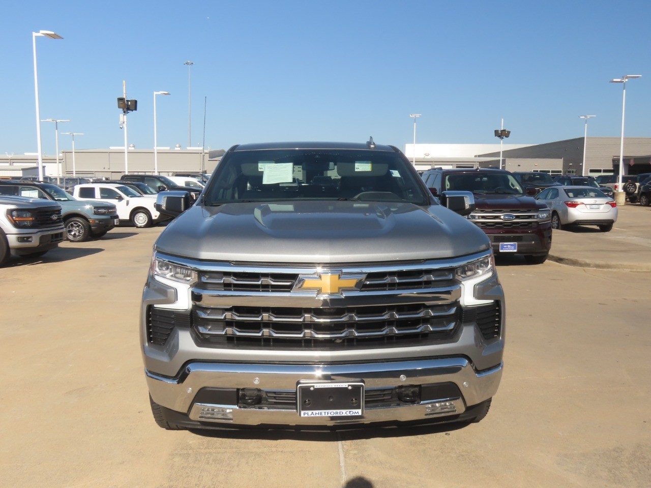 2024 Chevrolet Silverado 1500 LTZ - 3