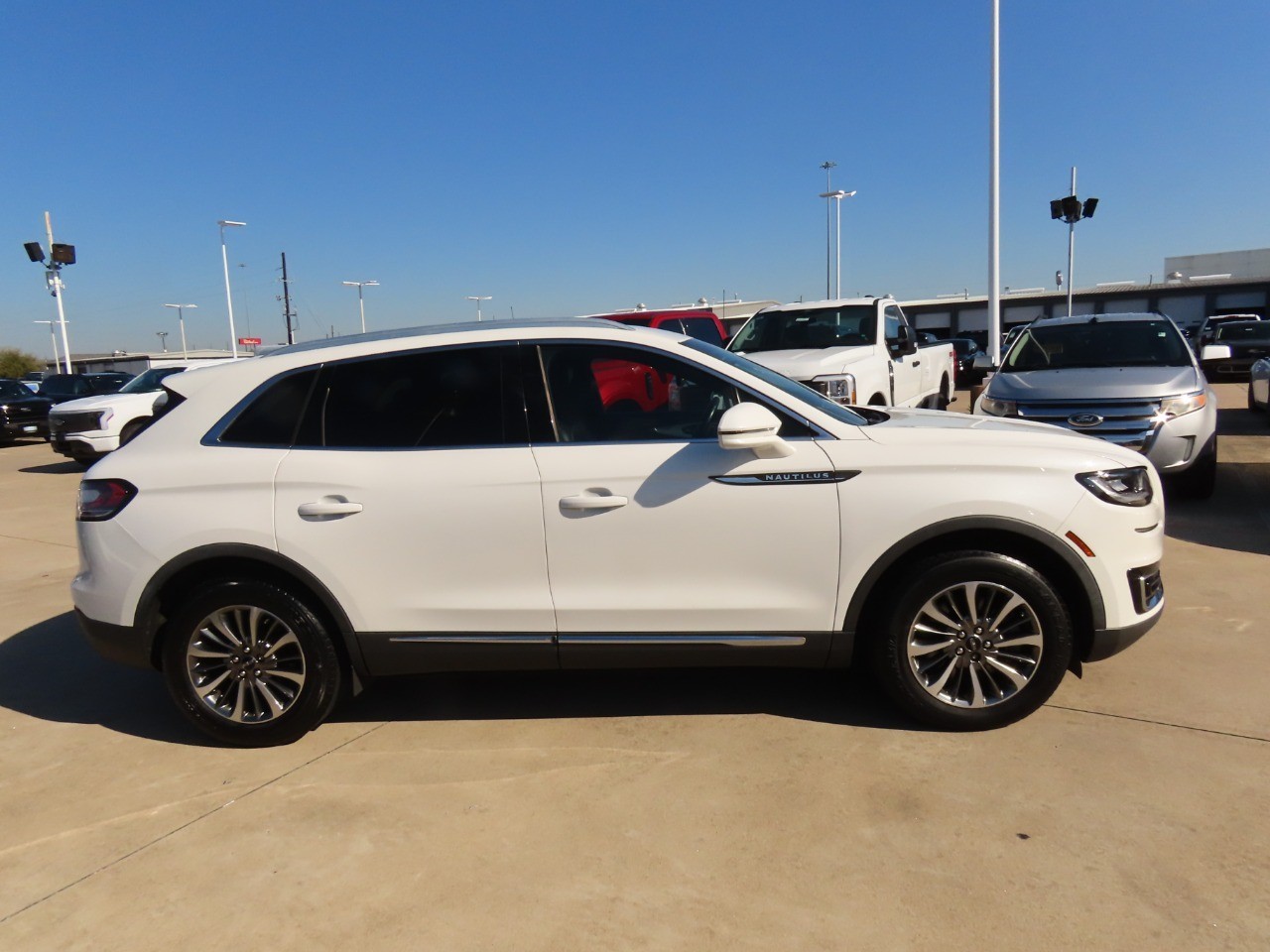 2020 Lincoln Nautilus Standard - 9