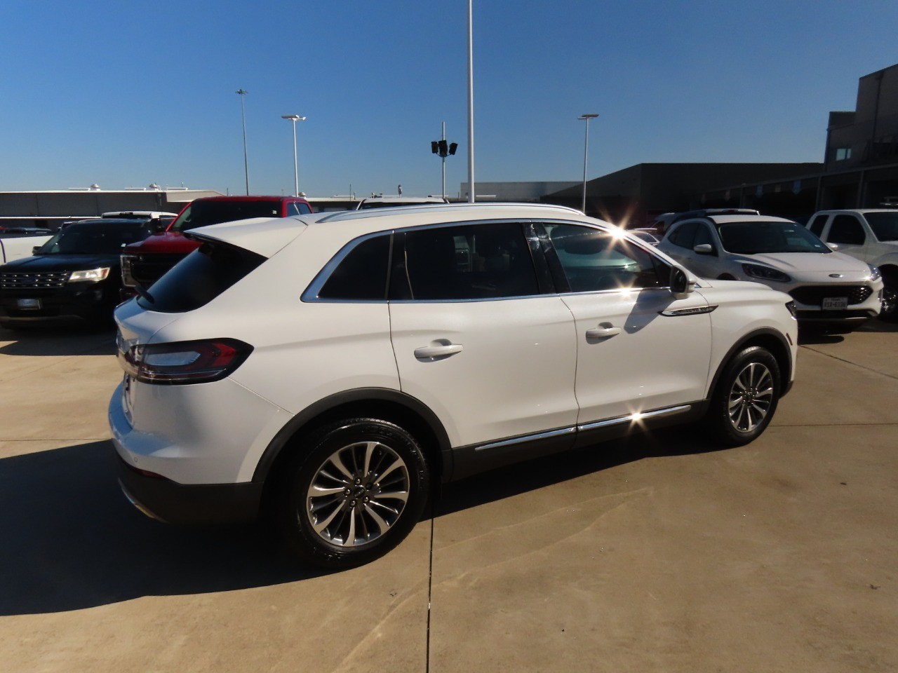 2020 Lincoln Nautilus Standard - 10