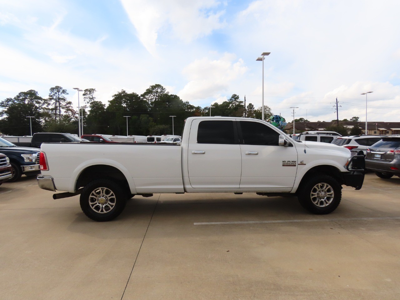 2014 Ram 2500 Laramie - 9