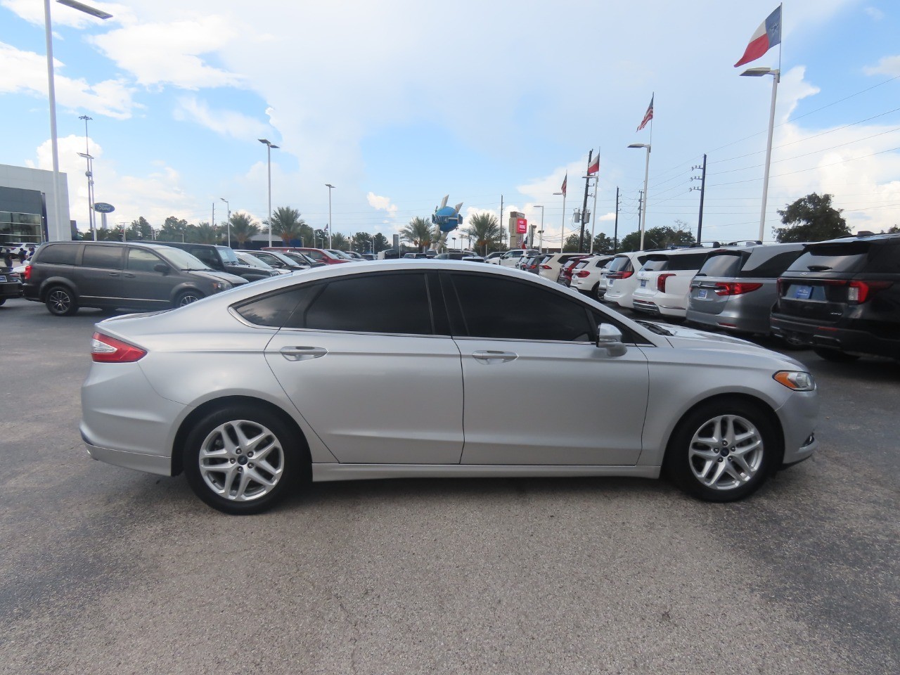 2014 Ford Fusion photo 10 of 30