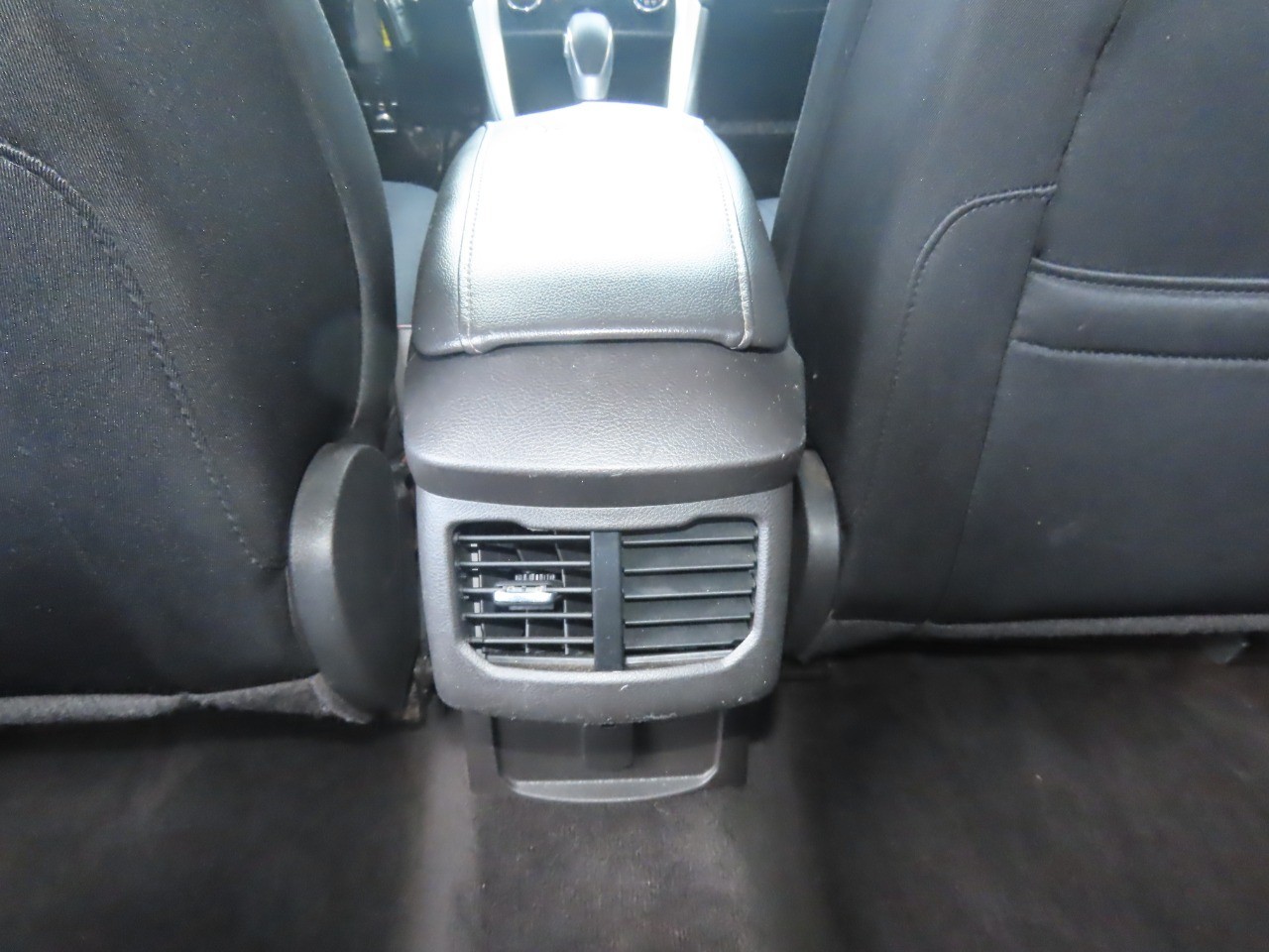 2014 Ford Fusion photo 21 of 30