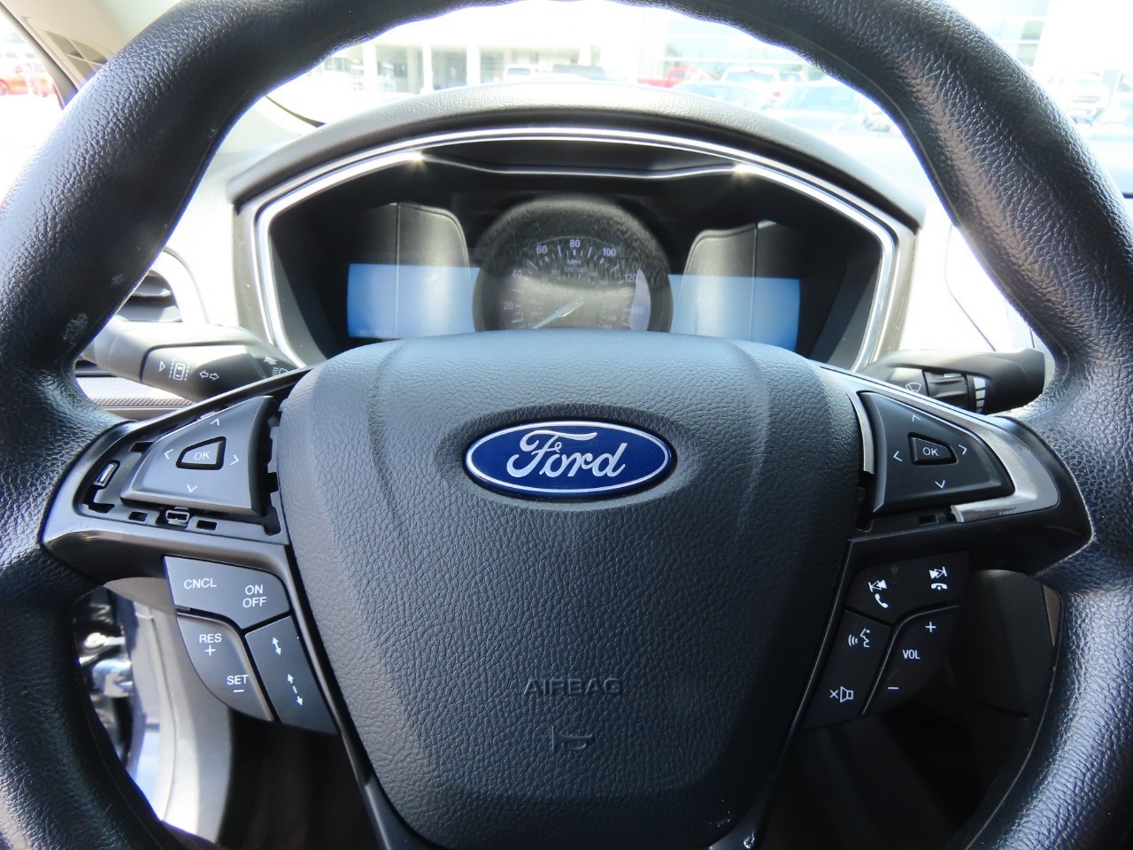2020 Ford Fusion SE FWD photo