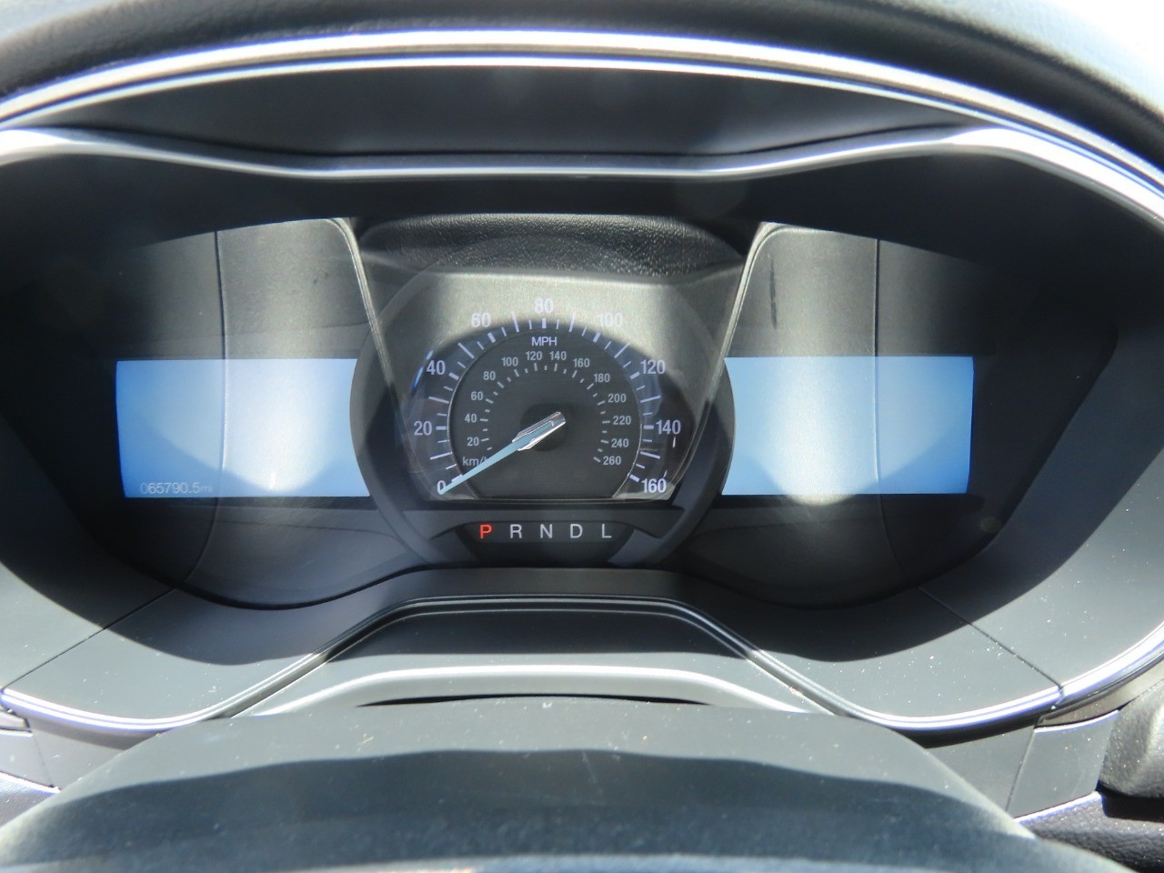 2020 Ford Fusion SE FWD photo