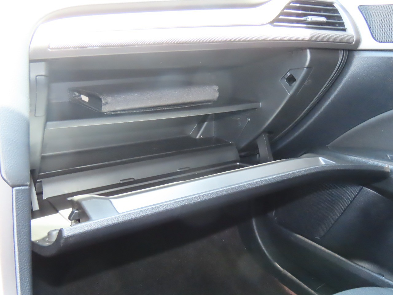 2020 Ford Fusion SE FWD photo