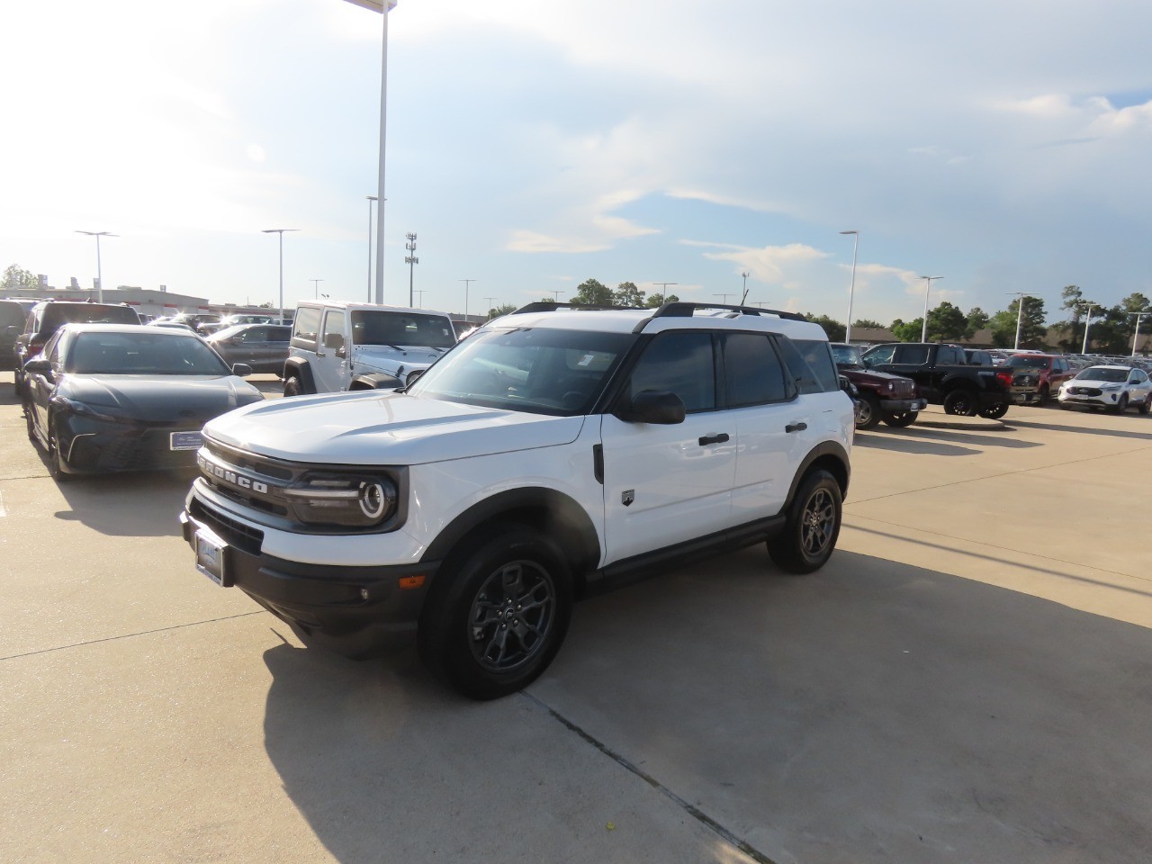 2024 Ford Bronco Sport Big Bend Oxford White at Planet Ford