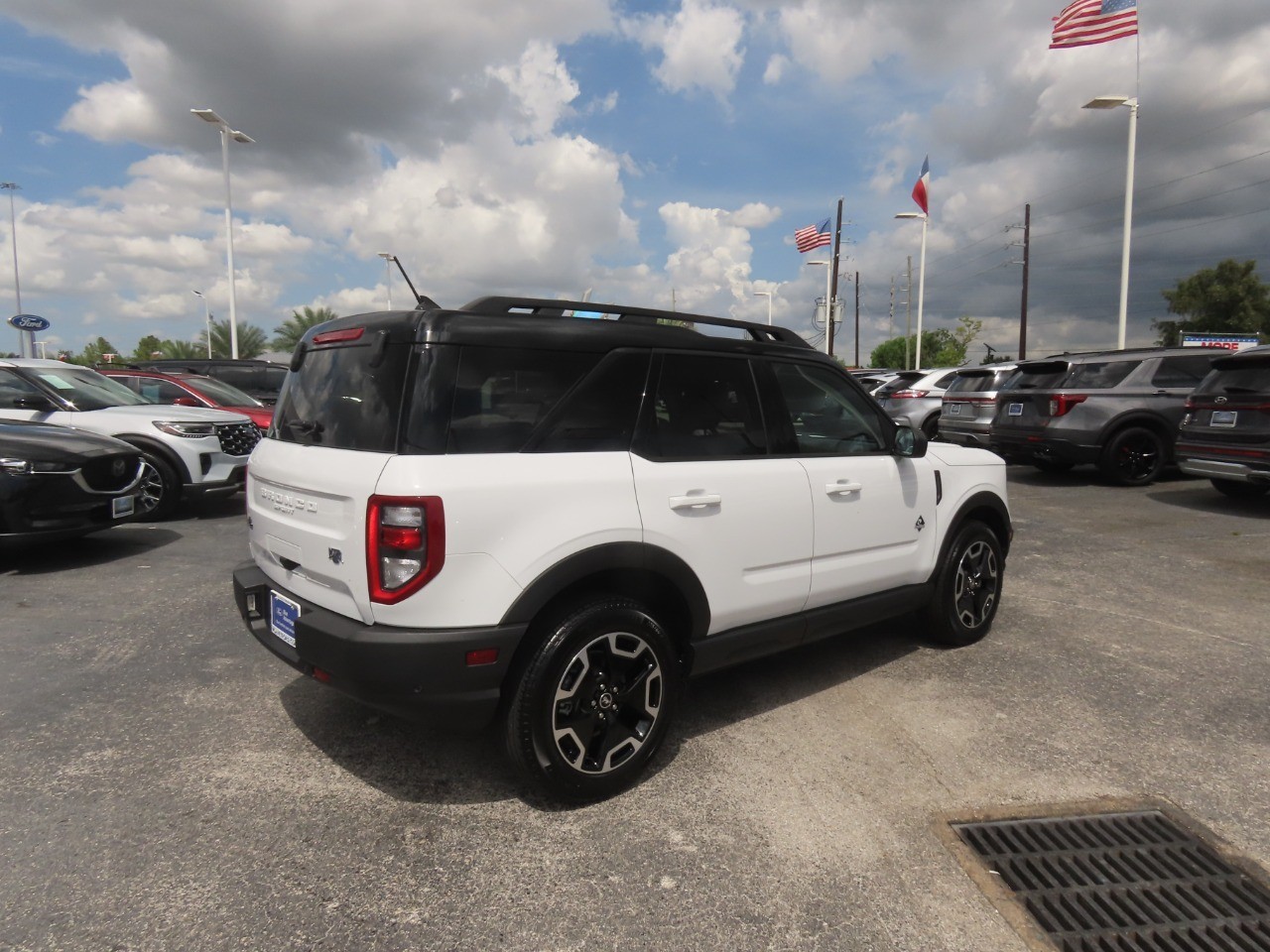 2024 Ford Bronco Sport Outer Banks Oxford White at Planet Ford