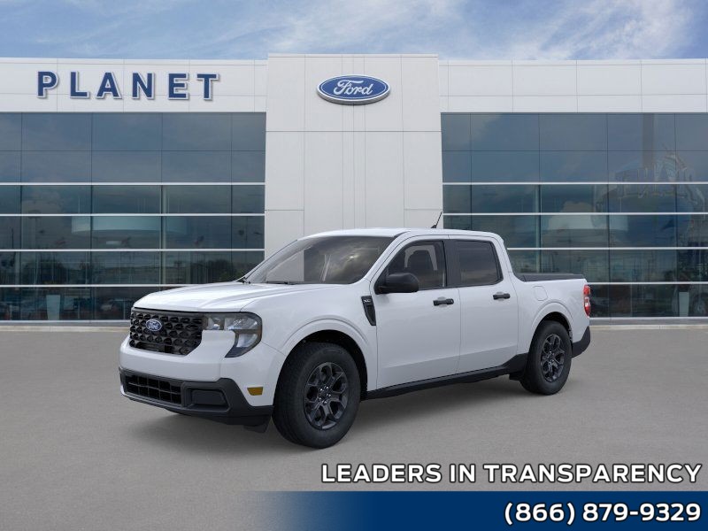 Oxford White 2026 Ford Maverick XLT SuperCrew FWD Pickup Truck Front-Wheel Drive Continuously Variable Transmission