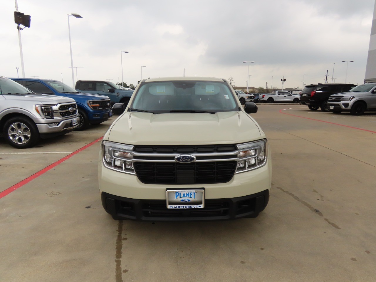 used 2024 Ford Maverick car, priced at $32,999