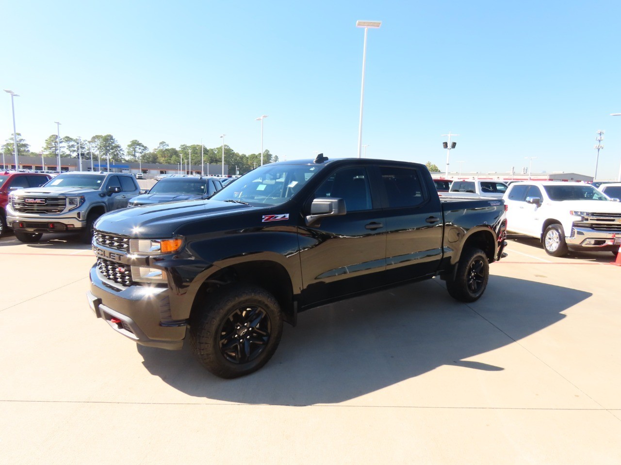 2019 Chevrolet Silverado 1500 Custom Trail Boss - 1