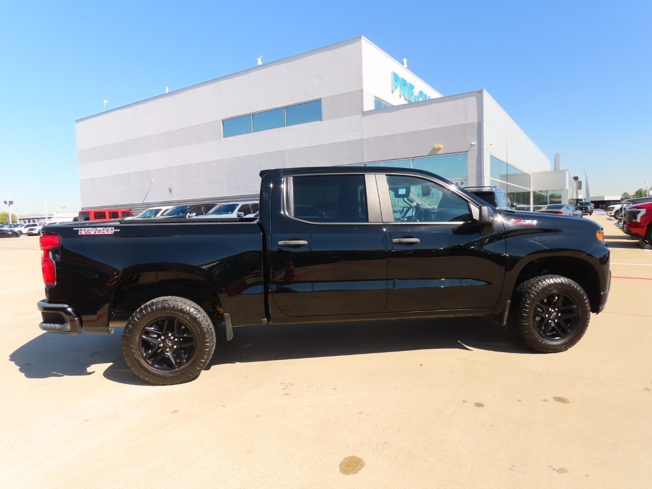 2019 Chevrolet Silverado 1500 Custom Trail Boss - 9