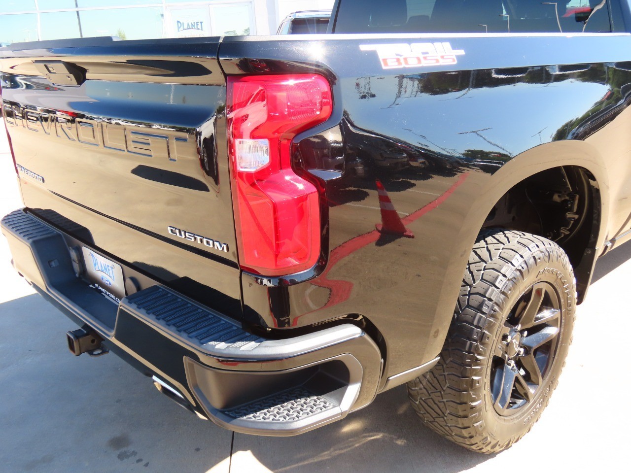 2019 Chevrolet Silverado 1500 Custom Trail Boss - 11