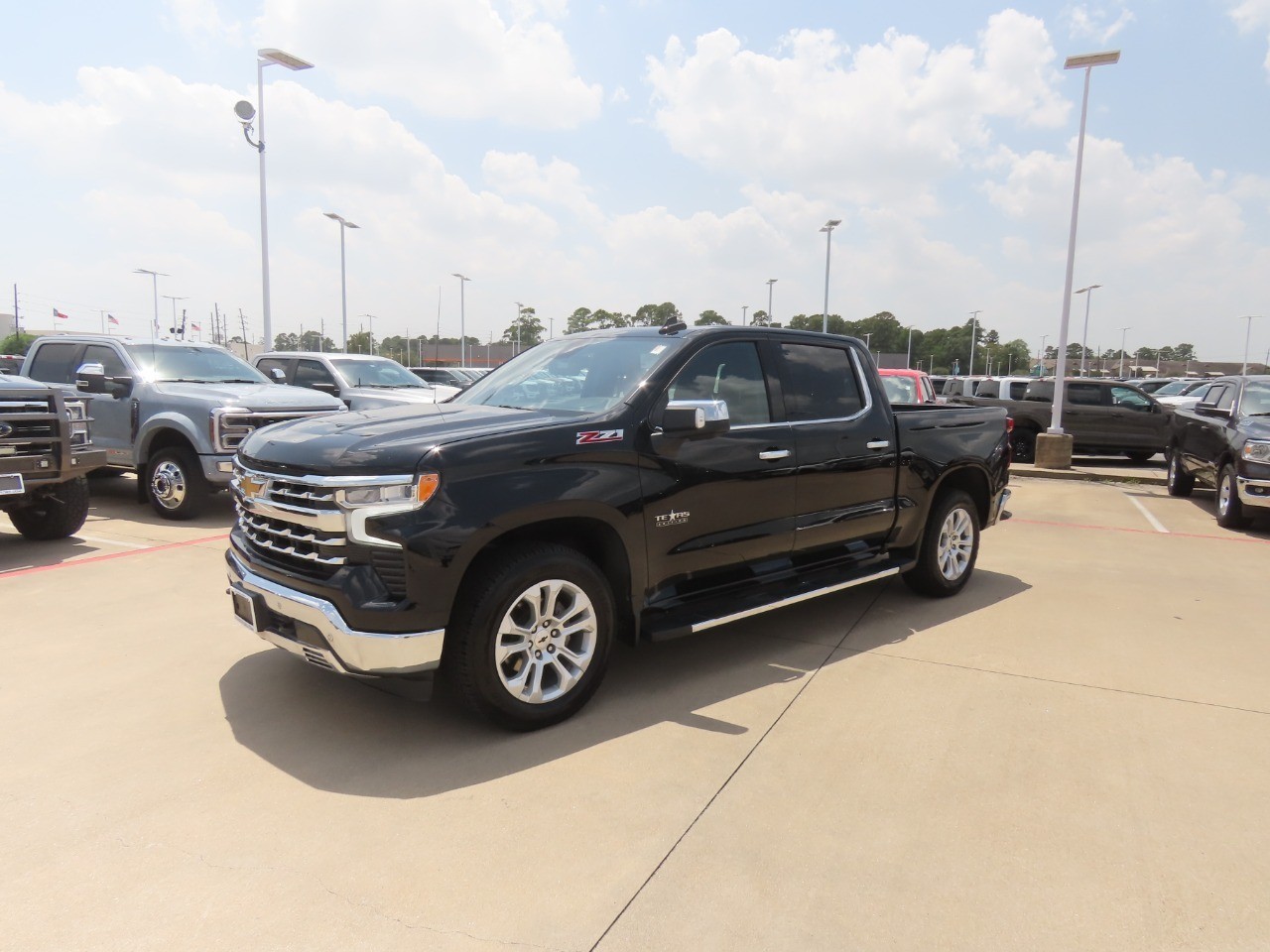 2022 Chevrolet Silverado 1500 LTZ - 1