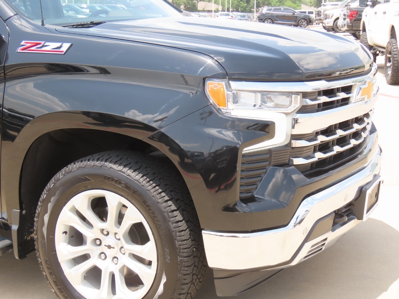 2022 Chevrolet Silverado 1500 LTZ - 5