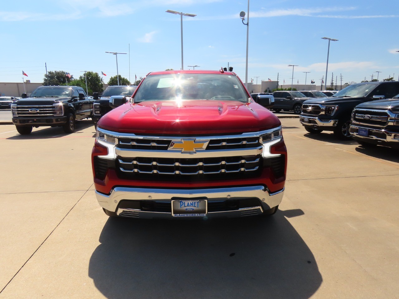 2023 Chevrolet Silverado 1500 LTZ - 4