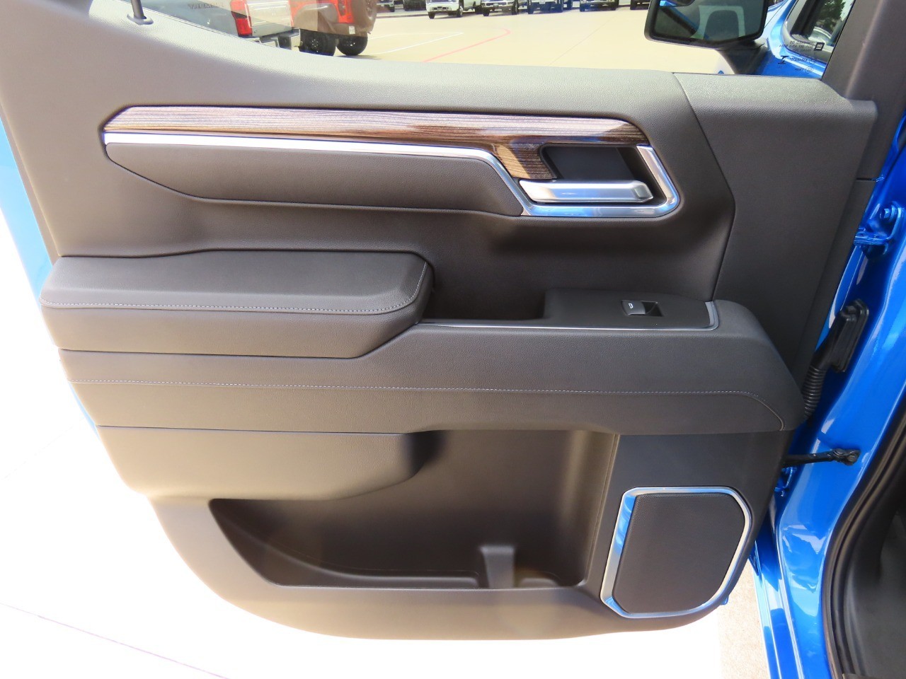 used 2025 Chevrolet Silverado 1500 car, priced at $47,999